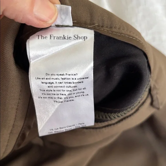 The Frankie Shop
Brown Bea Straight-leg. Size XS L 23" Cropped - Picture 9 of 17